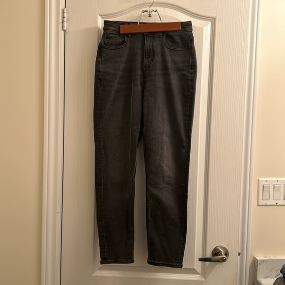 American Eagle Jeans - Picture 3 of 6